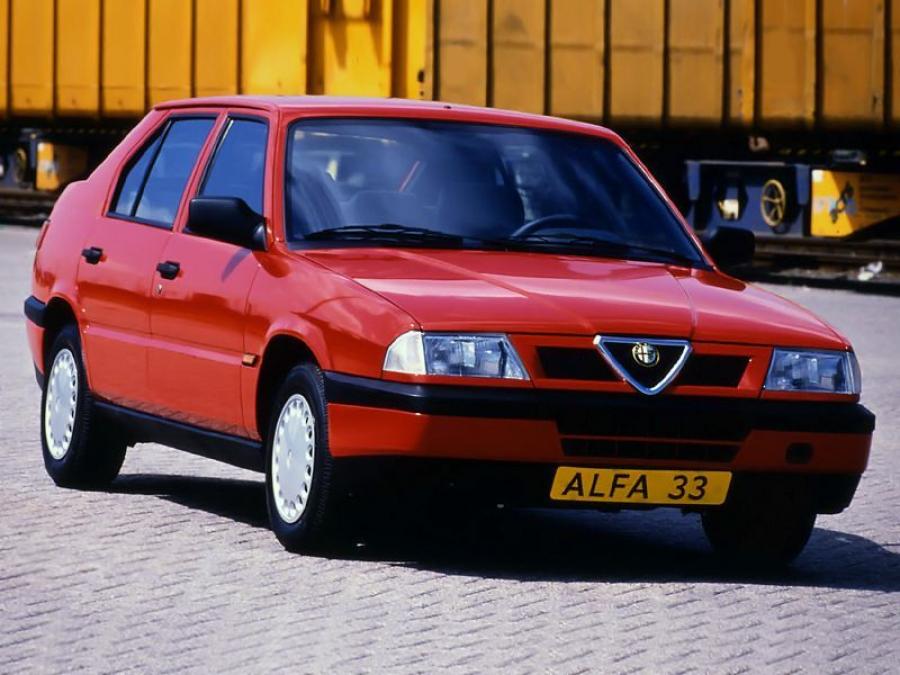  Alfa Romeo 33 (907) 1990 года  (фото 14 из 17)